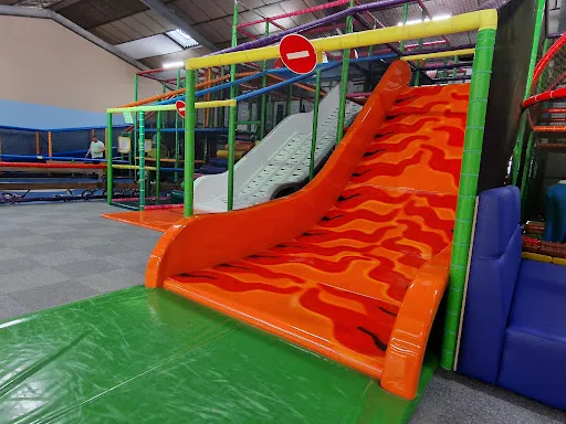 Com' à la récré à Saint-Just-Saint-Rambert