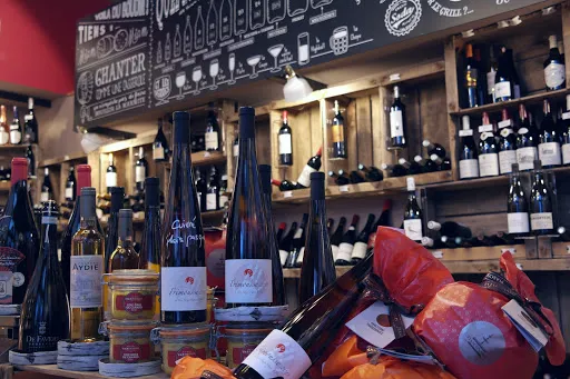 LA CAVE À GOÛTS à Saint-Just-Saint-Rambert