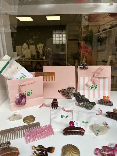 LES TRESORS D'OPALINE à Saint-Just-Saint-Rambert