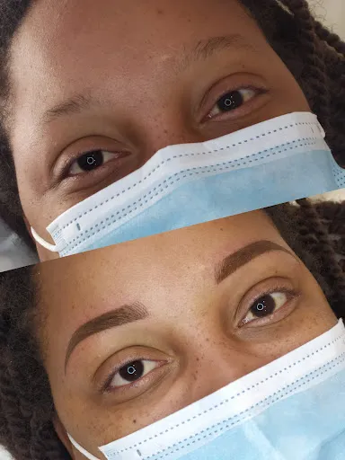 Mélanie experte sourcils et cils à Saint-Just-Saint-Rambert