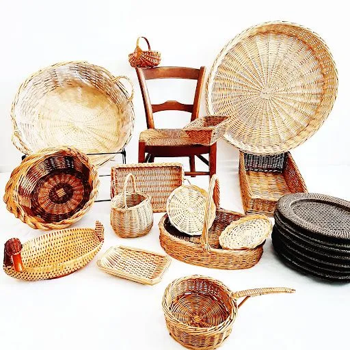 Objets2main Boutique vintage à 42170 Saint-Just-Saint-Rambert