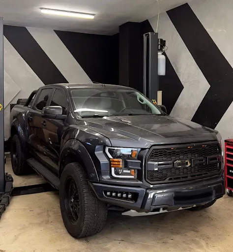 Pickup FRA à Saint-Just-Saint-Rambert