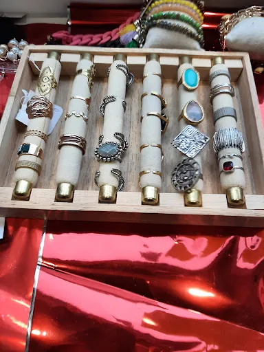 Poppy à Saint-Just-Saint-Rambert