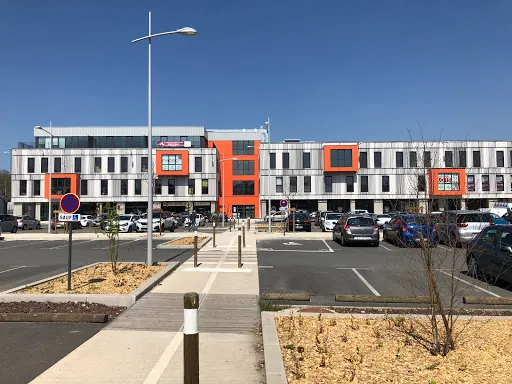 Selarl de Chirurgiens-Dentistes DENTECH, Drs Christophe et Sylvie DEAGE à Saint-Just-Saint-Rambert